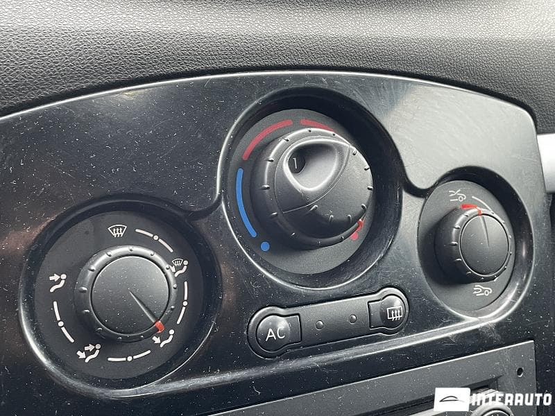 2006 Renault Clio — Miniatură 15