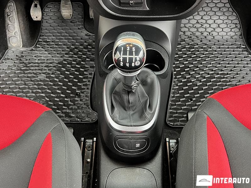 2013 Fiat 500L — Miniatură 12