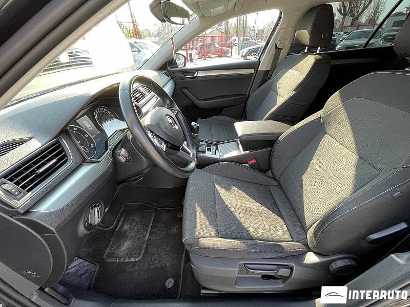 2016 Skoda Superb — Miniatură 9