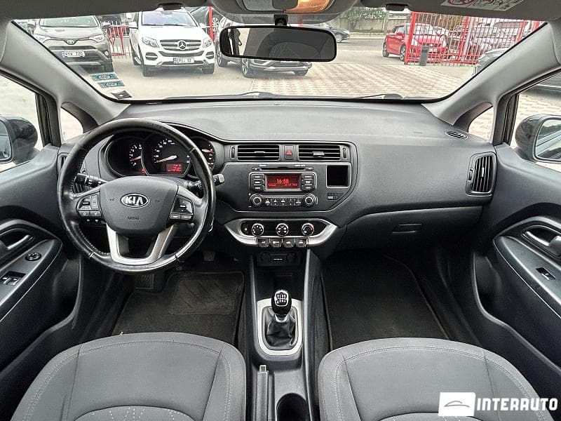 2014 Kia Rio — Miniatură 7