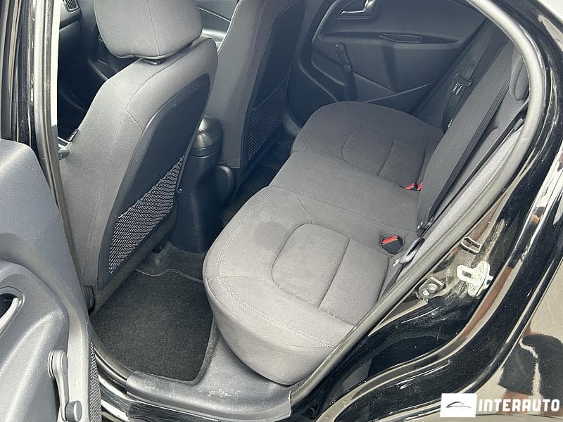 2014 Kia Rio — Miniatură 13