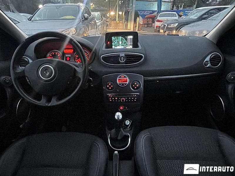 2011 Renault Clio — Miniatură 13