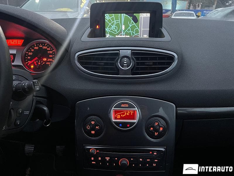 2011 Renault Clio — Miniatură 14