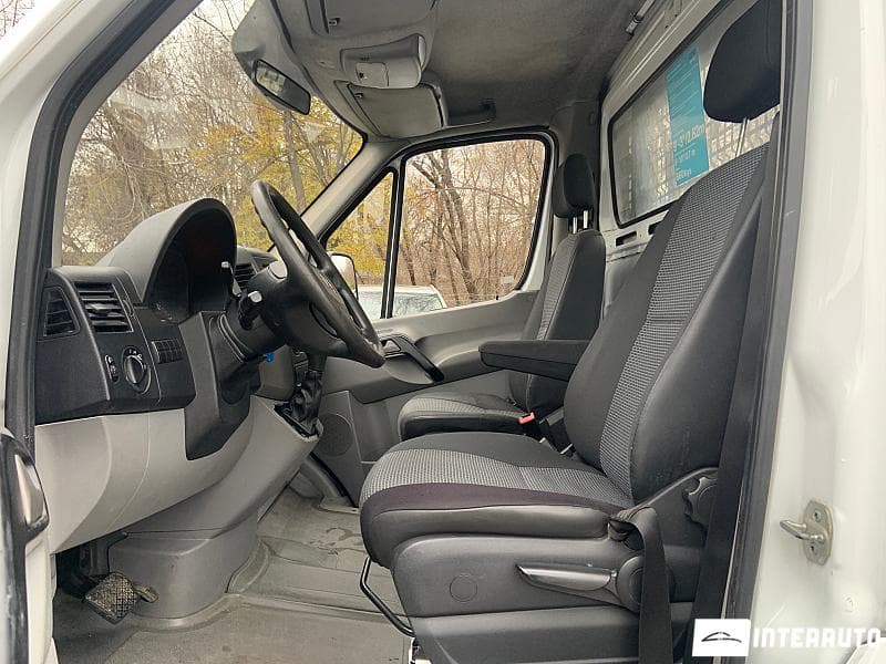 2012 Mercedes Sprinter — Miniatură 9