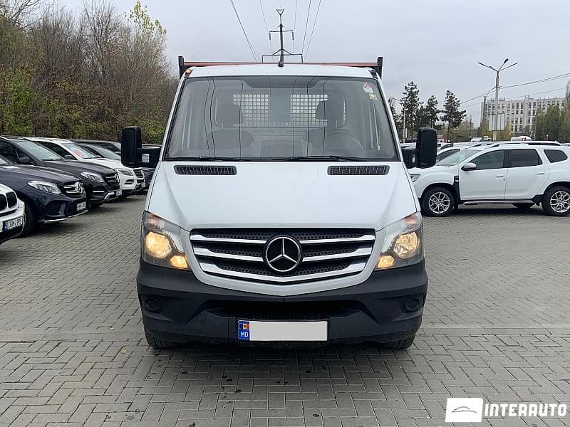 2012 Mercedes Sprinter — Miniatură 2