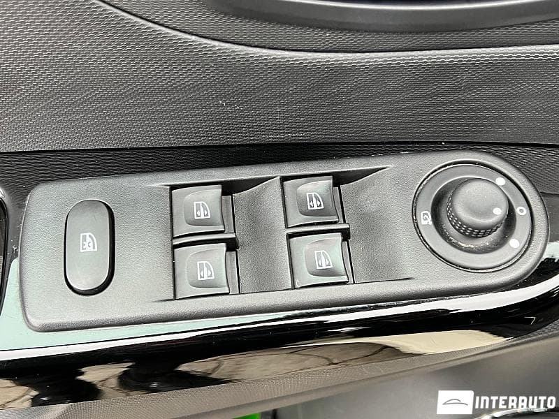 2014 Renault Captur — Miniatură 14
