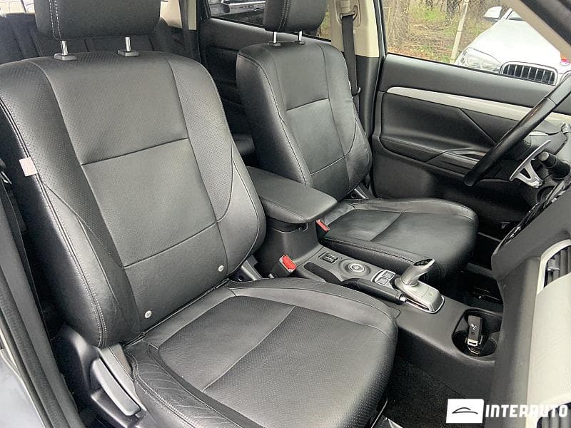 2014 Mitsubishi Outlander — Miniatură 12