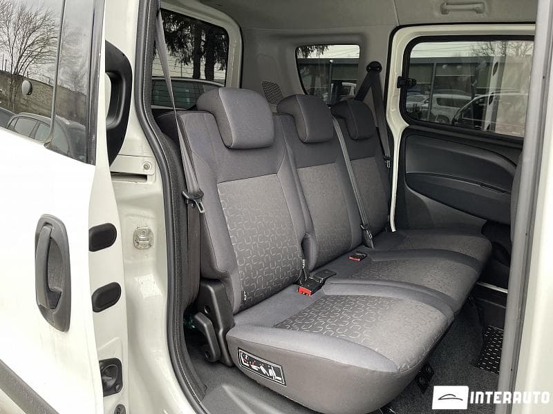 2012 Fiat Doblo — Miniatură 25