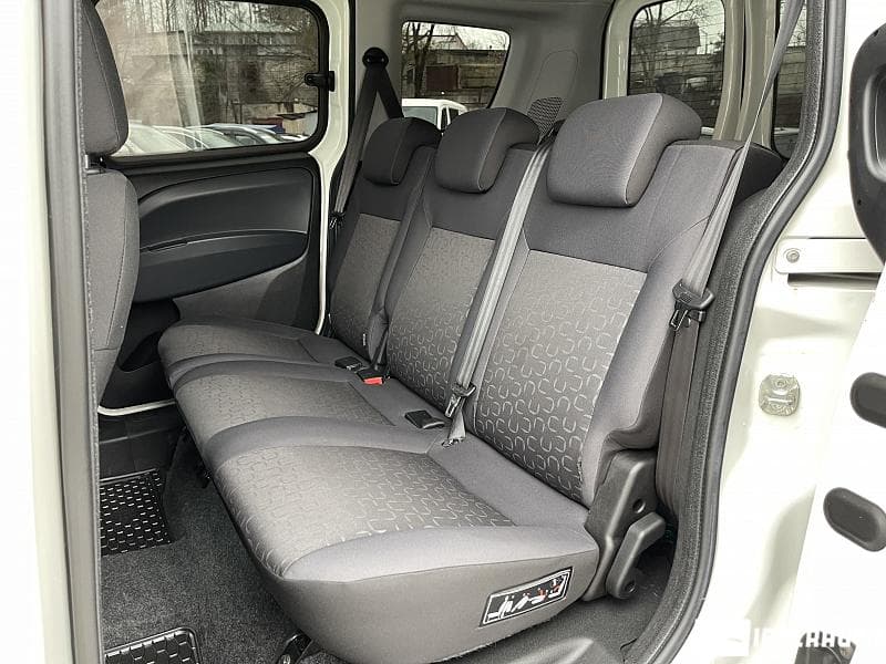 2012 Fiat Doblo — Miniatură 23