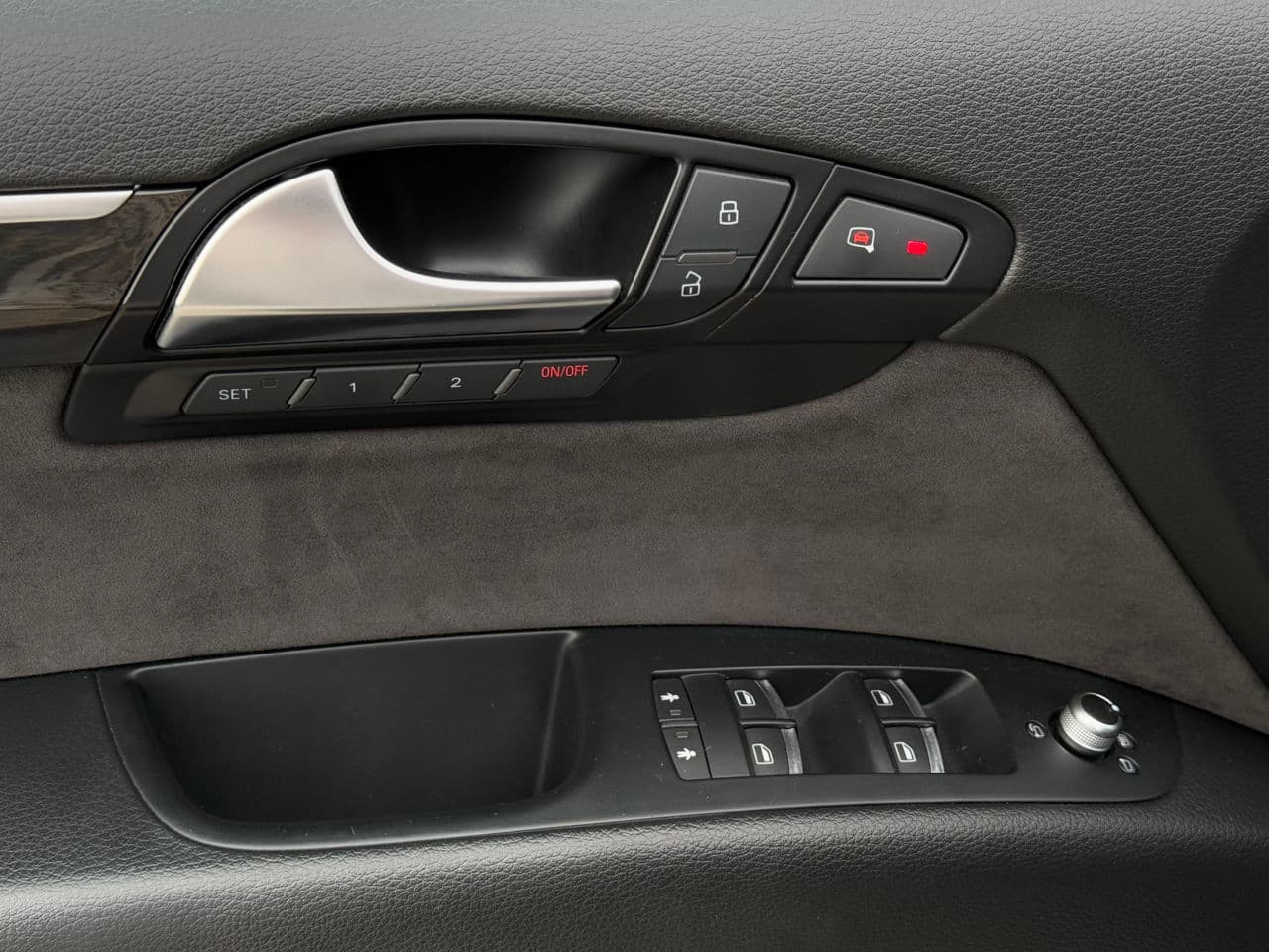 Audi Q7 2012 — Миниатюра 10