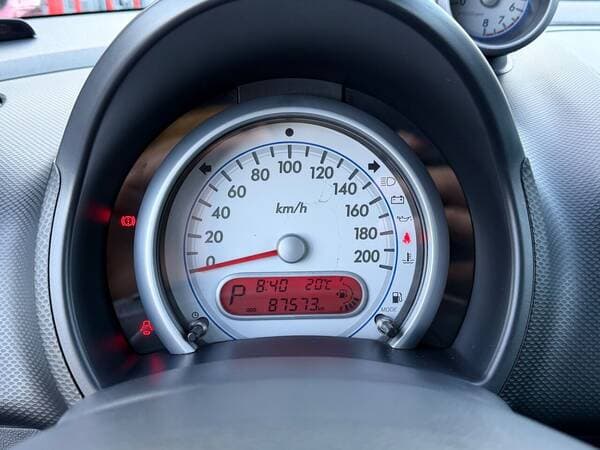 2008 Suzuki Splash — Miniatură 9