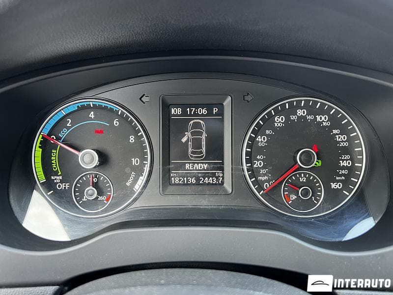 2012 Volkswagen Jetta — Miniatură 10