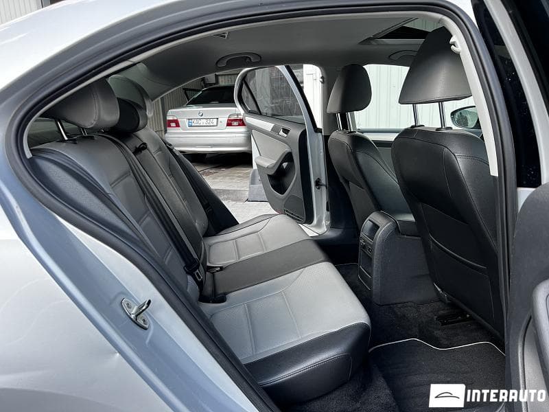 2012 Volkswagen Jetta — Miniatură 16