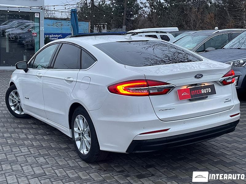 2019 Ford Fusion — Miniatură 4
