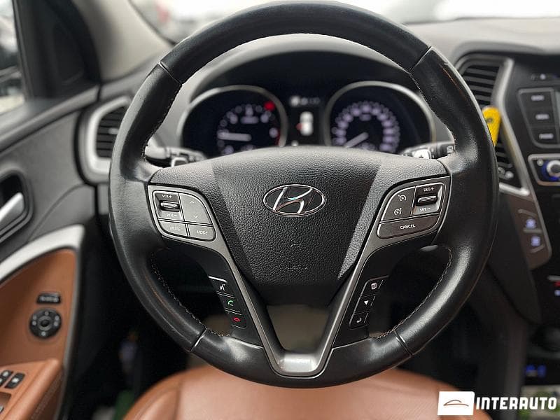 2016 Hyundai Santa Fe — Miniatură 11