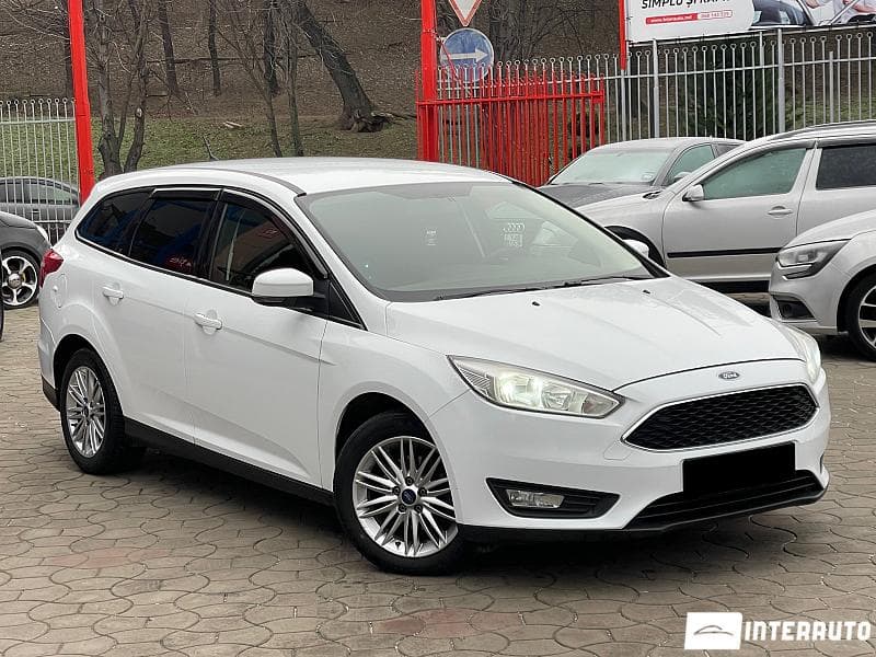 2017 Ford Focus — Miniatură 4