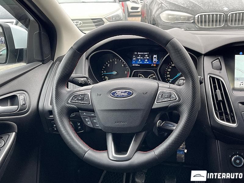2017 Ford Focus — Miniatură 7