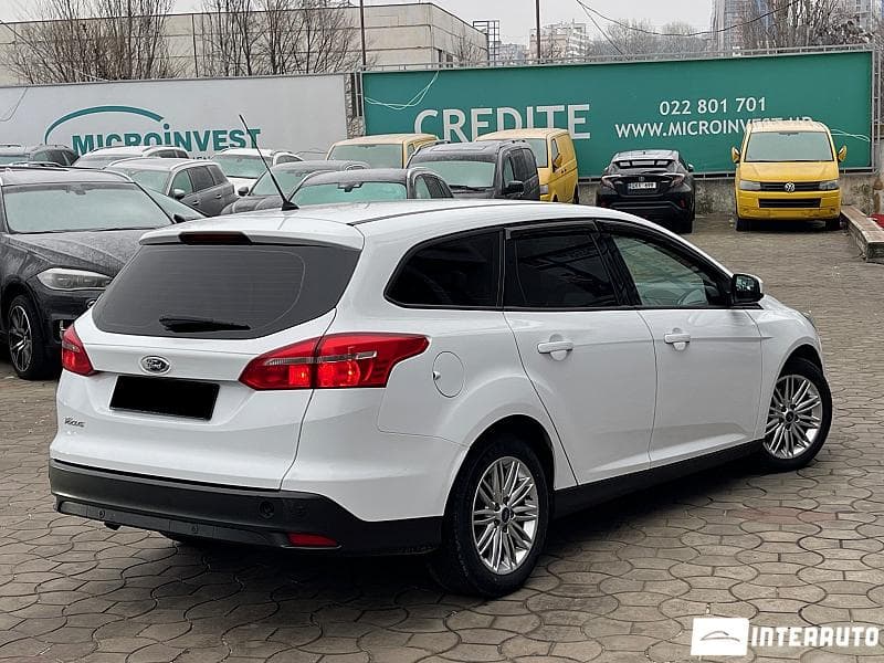 2017 Ford Focus — Miniatură 3