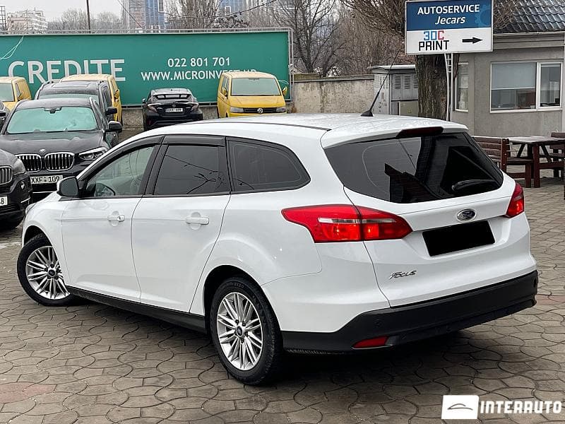 2017 Ford Focus — Miniatură 2