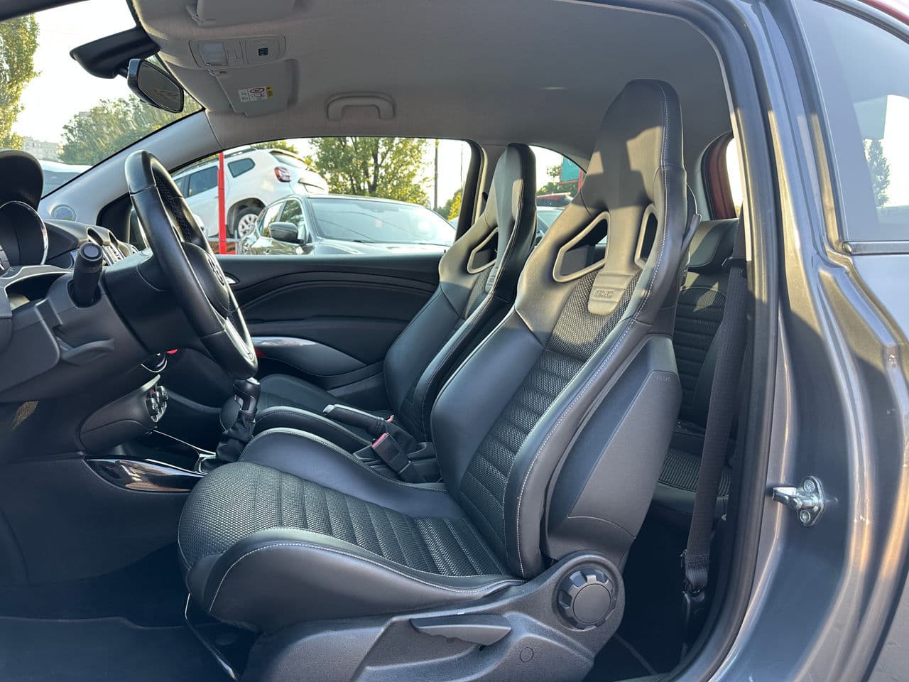 Opel Adam 2018 — Миниатюра 5
