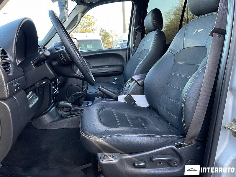 2001 Jeep Cherokee — Miniatură 8