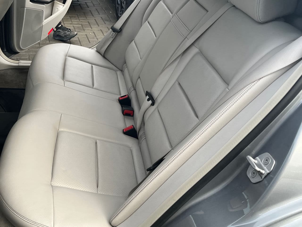 Mercedes E 220 2013 — Миниатюра 14