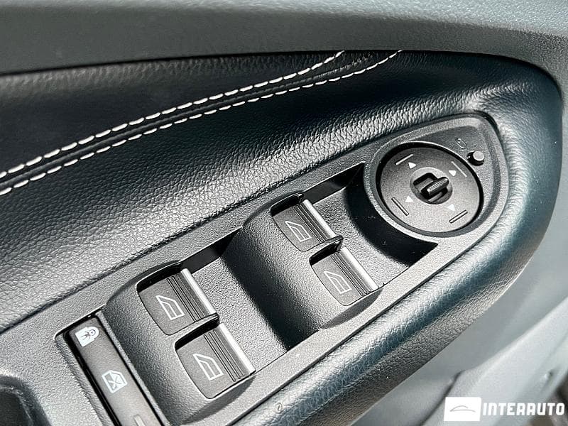 Ford Grand C-MAX 2015 — Миниатюра 6