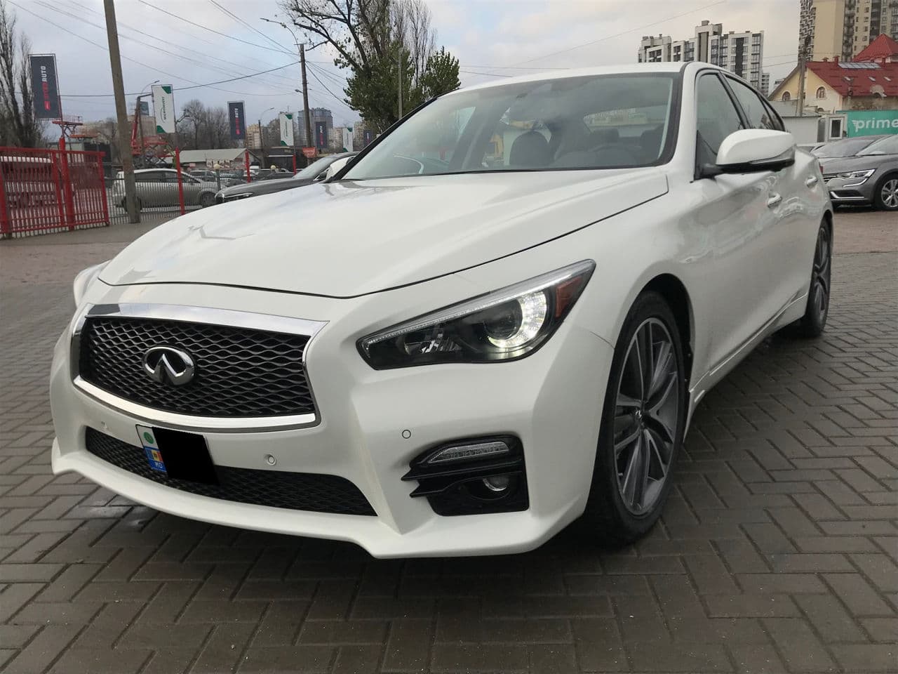 Infiniti Q50