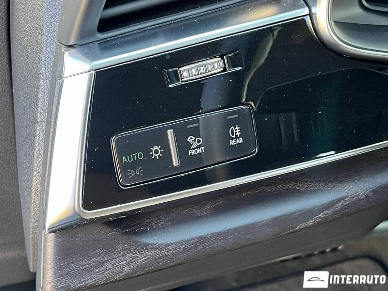 Audi Q8 2022 — Миниатюра 19