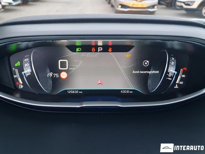 2018 Peugeot 3008 — Miniatură 10