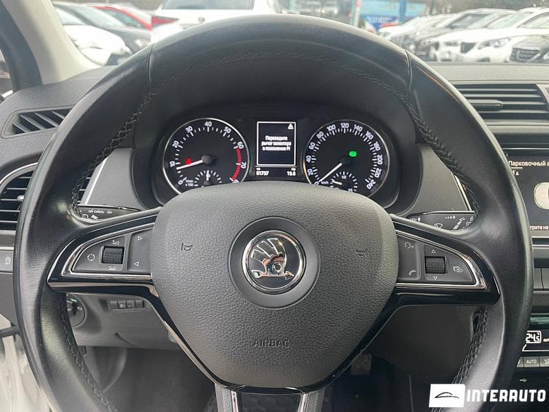 2015 Skoda Fabia — Miniatură 11