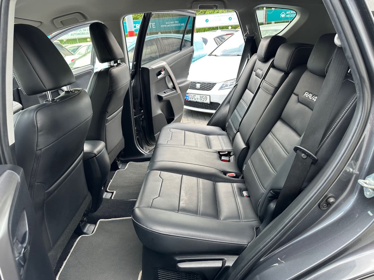 Toyota Rav-4 2017 — Миниатюра 15