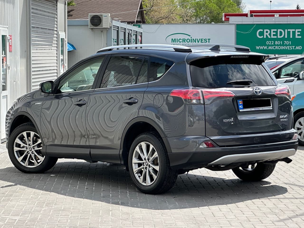 Toyota Rav-4 2017 — Миниатюра 3