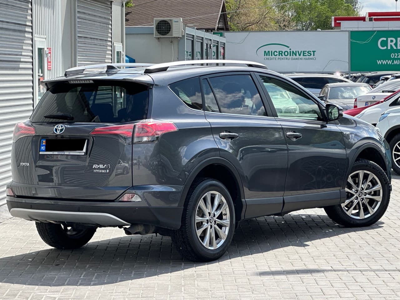 Toyota Rav-4 2017 — Миниатюра 4