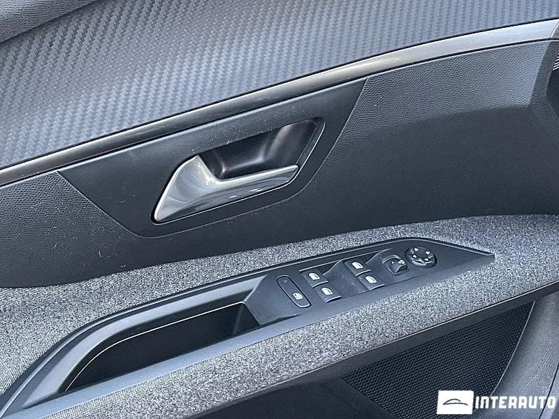 Peugeot 5008 2017 — Миниатюра 6