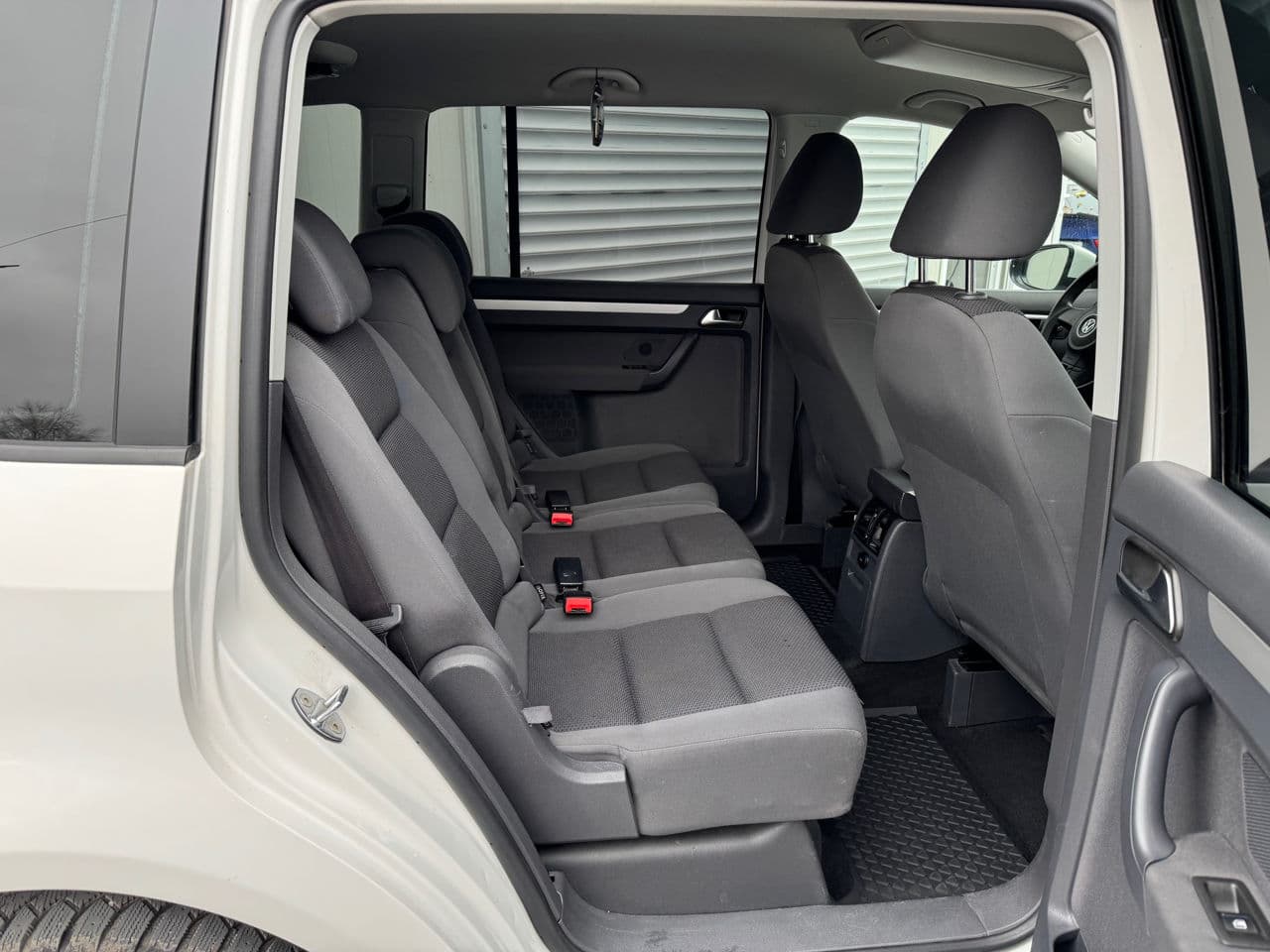 Volkswagen Touran 2012 — Миниатюра 17
