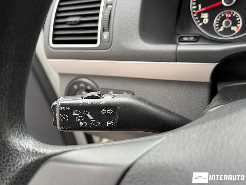 Volkswagen Touran 2012 — Миниатюра 14