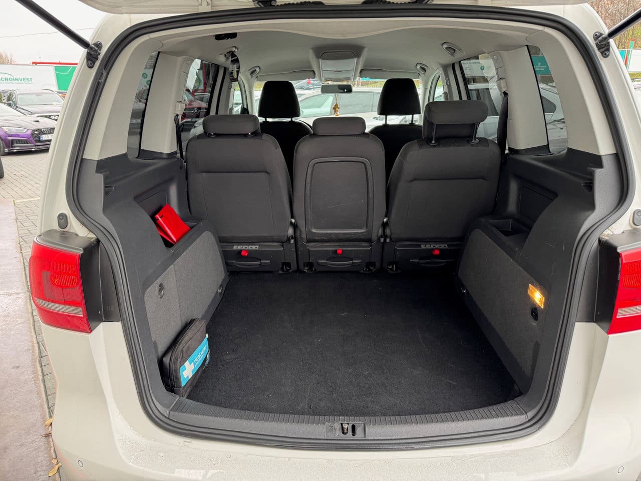 Volkswagen Touran 2012 — Миниатюра 18