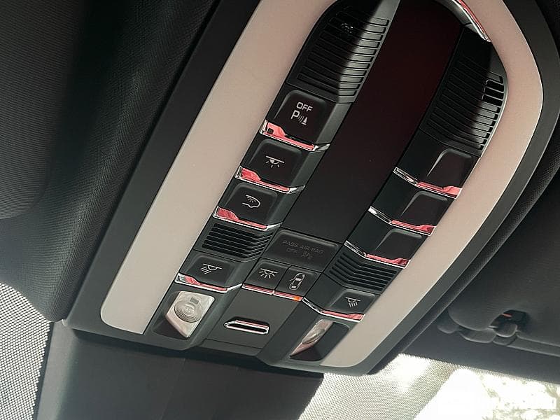 Porsche Cayenne 2015 — Миниатюра 15