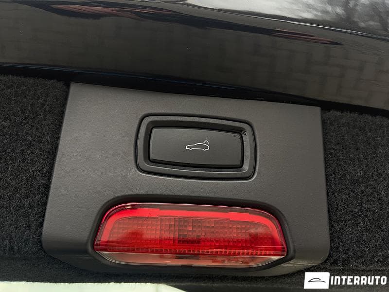 Porsche Cayenne 2015 — Миниатюра 22