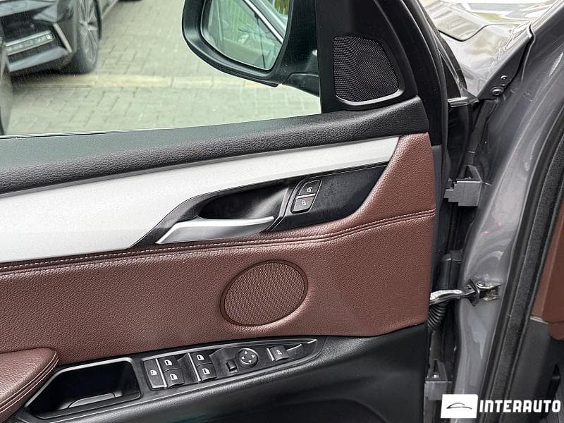 BMW X5 2.5D 2016 — Миниатюра 16