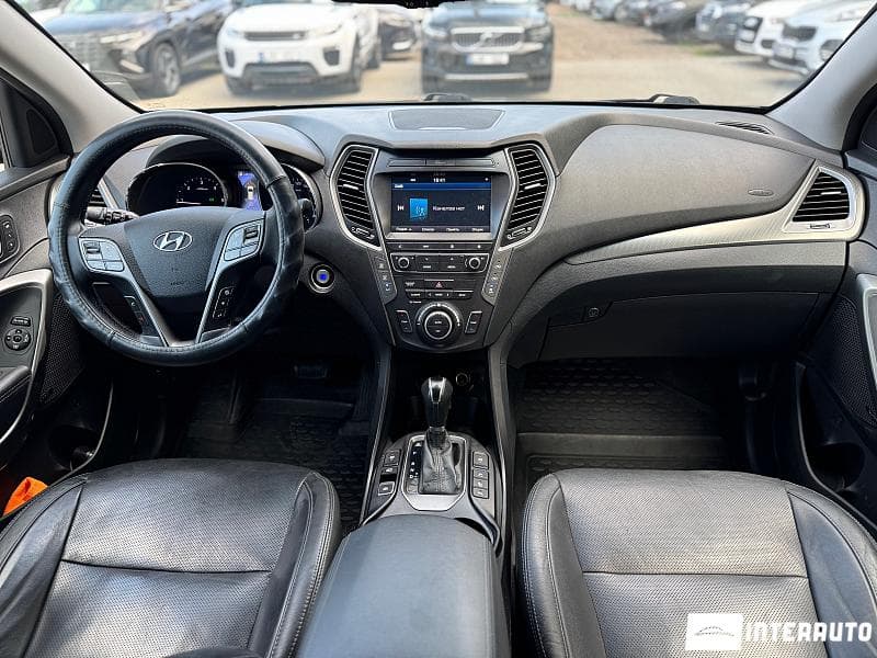 Hyundai Grand Santa Fe 2017 — Миниатюра 12