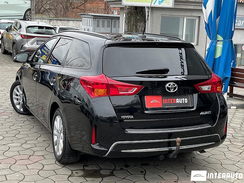 2014 Toyota Auris — Miniatură 4