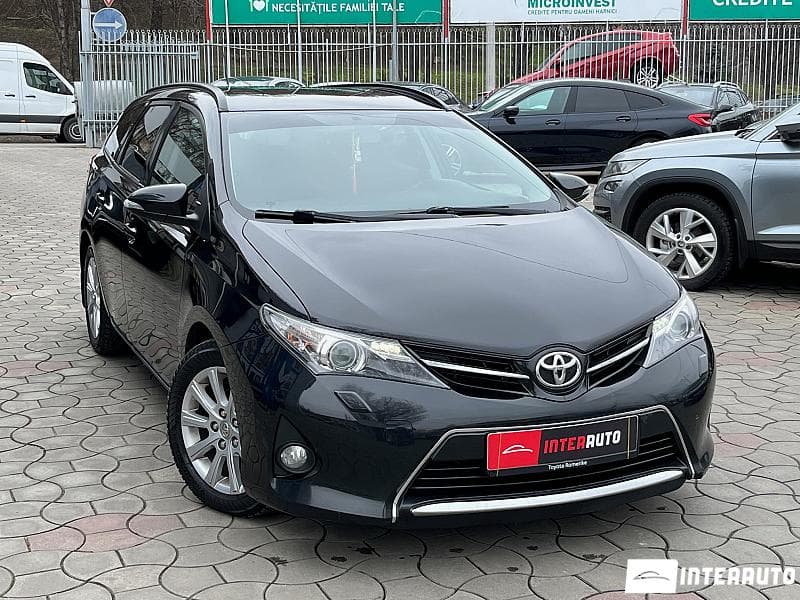 2014 Toyota Auris — Miniatură 2