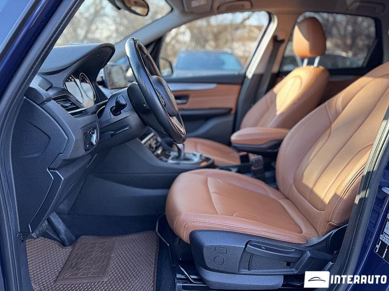 2018 BMW 216d — Miniatură 8
