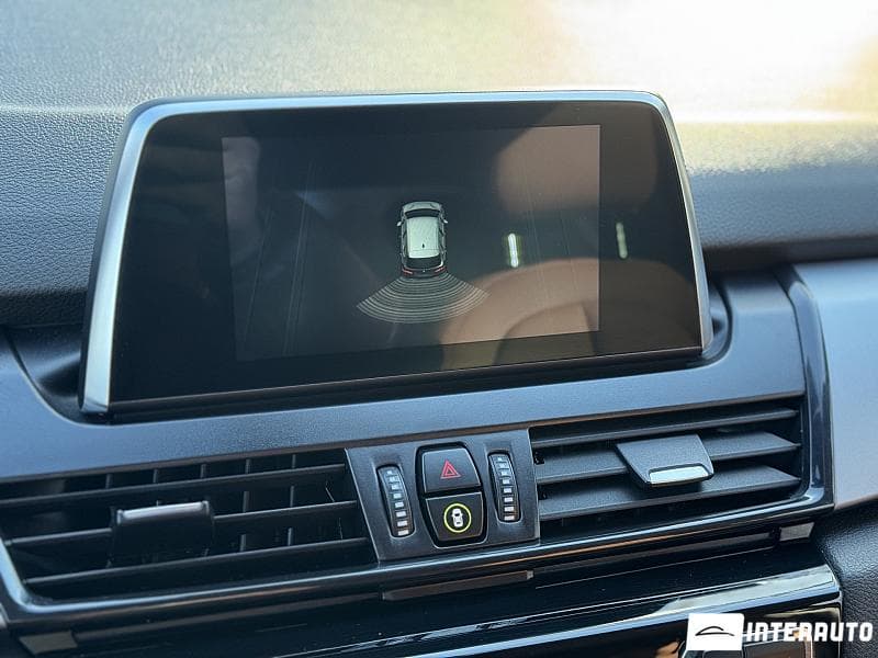 2018 BMW 216d — Miniatură 12