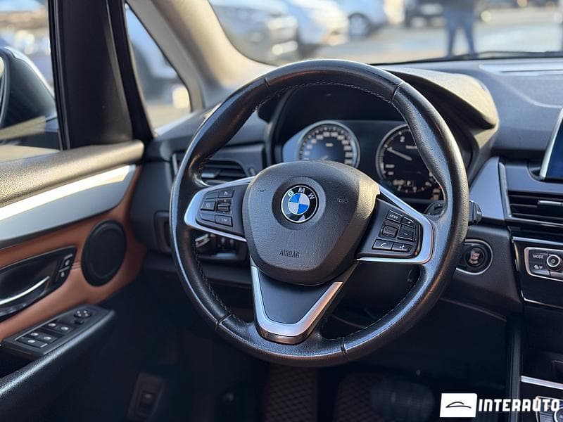 2018 BMW 216d — Miniatură 11