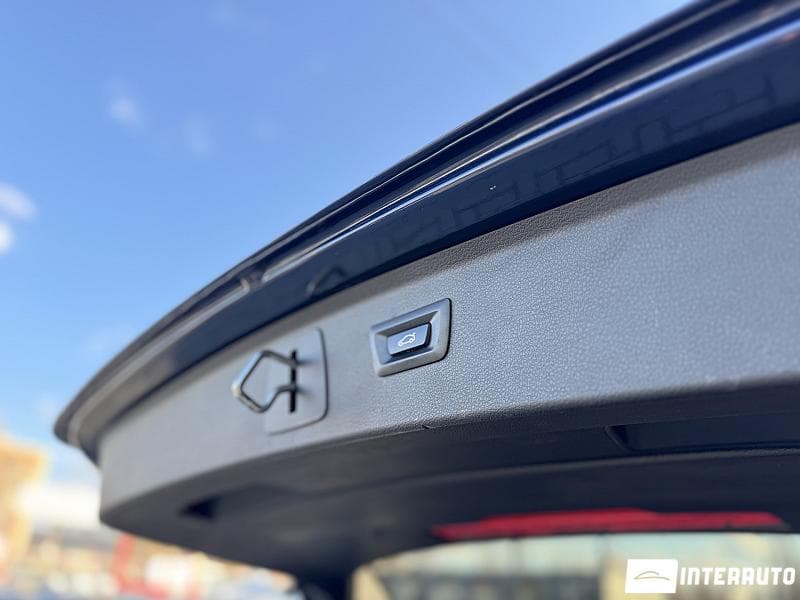 2018 BMW 216d — Miniatură 6