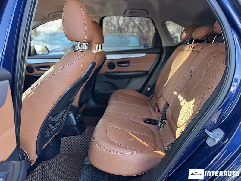 2018 BMW 216d — Miniatură 16