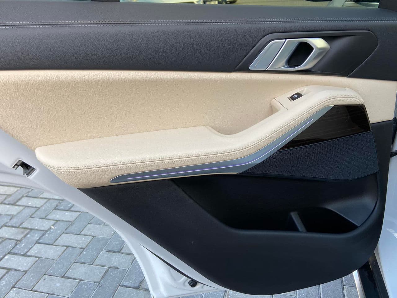 2020 BMW X5 4.0i — Miniatură 16